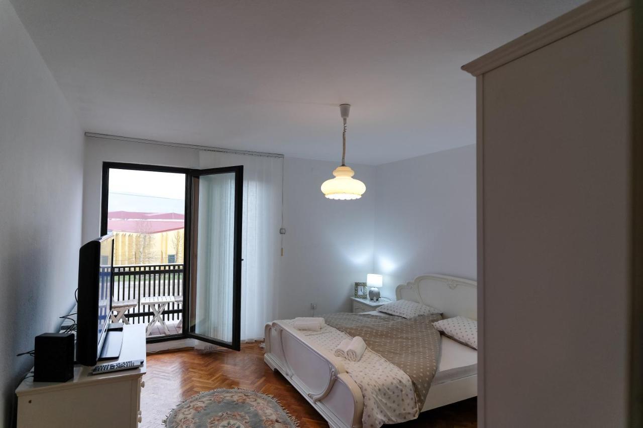 The Cosmic Gate Apartments Visoko Exterior foto