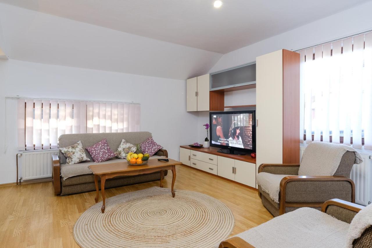 The Cosmic Gate Apartments Visoko Exterior foto
